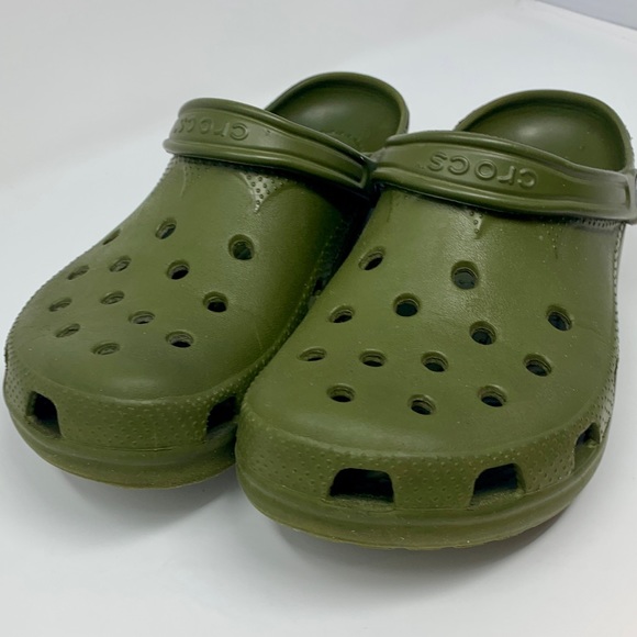 avocado crocs